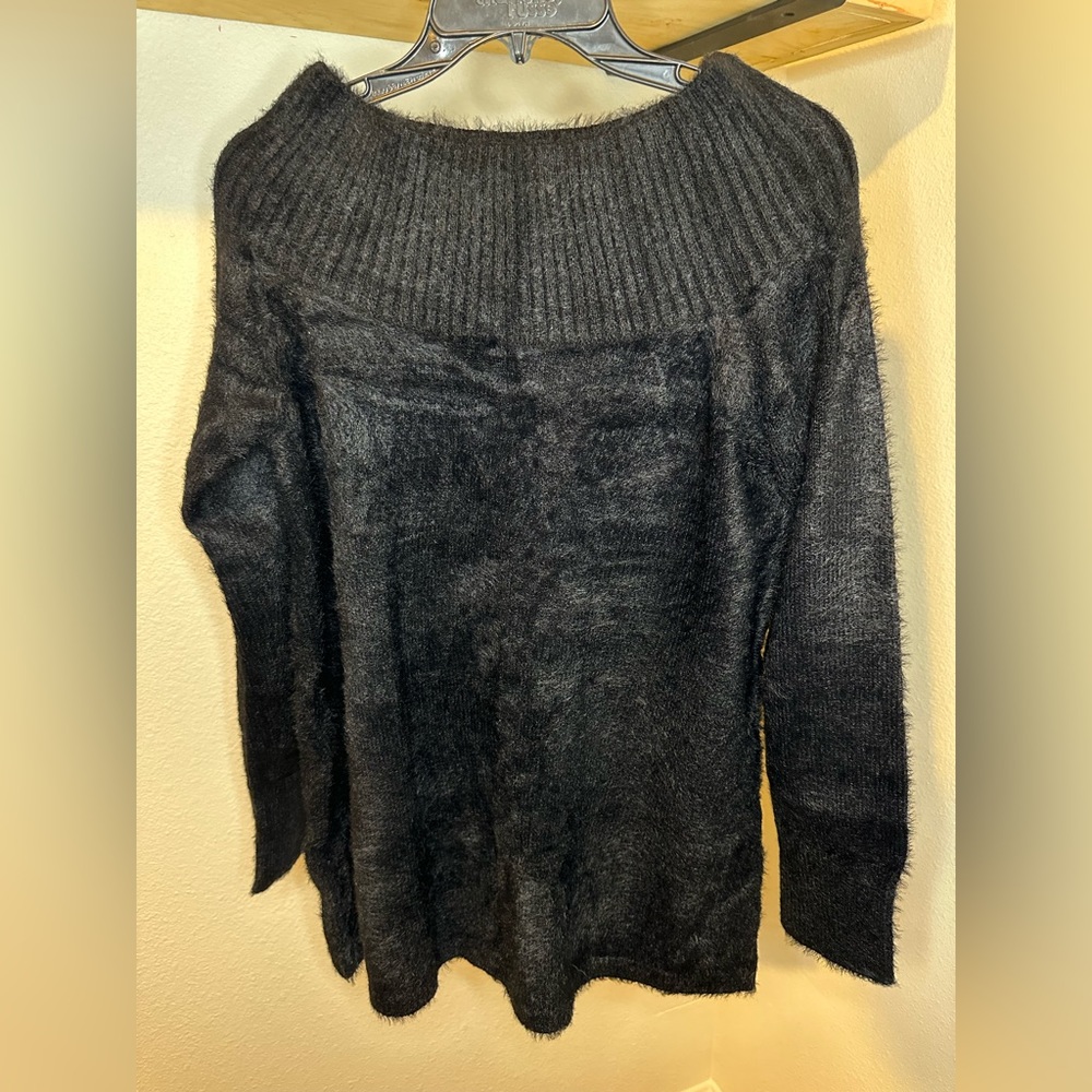 LOFT Black Fuzzy Sweater Size L